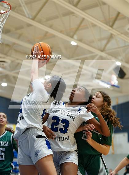 Thumbnail 2 in Manteca @ Mountain House photogallery.