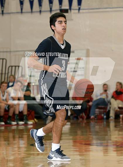 Thumbnail 3 in Marin Catholic vs. Eliot Christian (Fr. Barry Christmas Classic) photogallery.