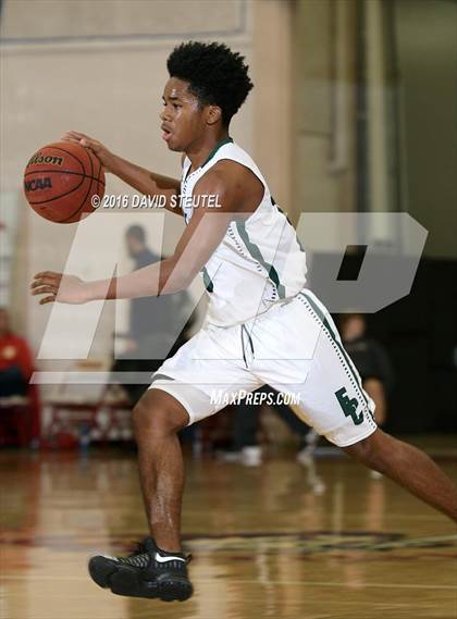 Thumbnail 3 in Marin Catholic vs. Eliot Christian (Fr. Barry Christmas Classic) photogallery.