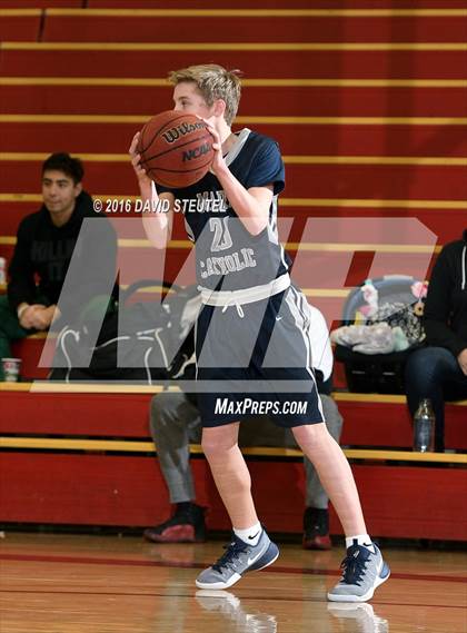 Thumbnail 2 in Marin Catholic vs. Eliot Christian (Fr. Barry Christmas Classic) photogallery.