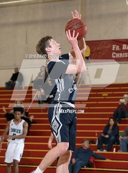 Thumbnail 3 in Marin Catholic vs. Eliot Christian (Fr. Barry Christmas Classic) photogallery.