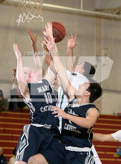Thumbnail 2 in Marin Catholic vs. Eliot Christian (Fr. Barry Christmas Classic) photogallery.