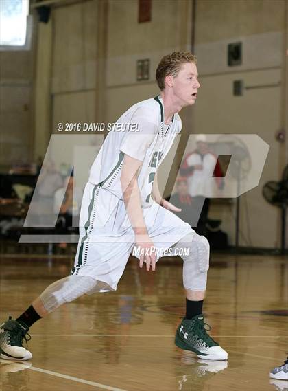 Thumbnail 3 in Marin Catholic vs. Eliot Christian (Fr. Barry Christmas Classic) photogallery.