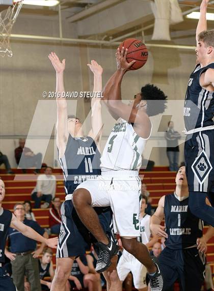 Thumbnail 2 in Marin Catholic vs. Eliot Christian (Fr. Barry Christmas Classic) photogallery.