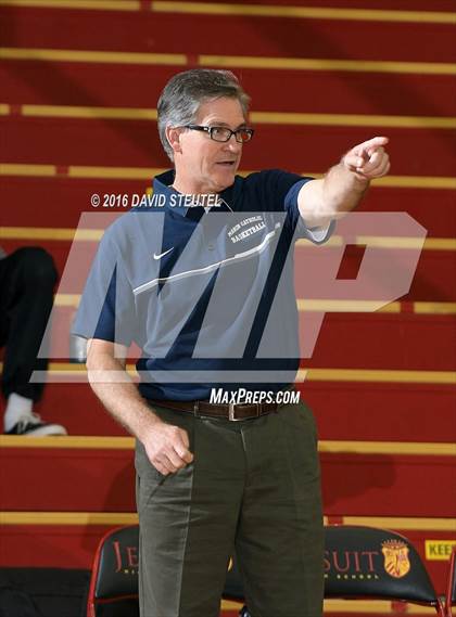 Thumbnail 2 in Marin Catholic vs. Eliot Christian (Fr. Barry Christmas Classic) photogallery.