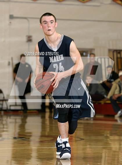 Thumbnail 3 in Marin Catholic vs. Eliot Christian (Fr. Barry Christmas Classic) photogallery.