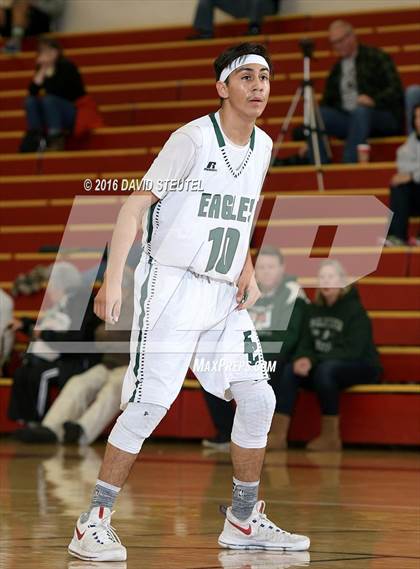 Thumbnail 2 in Marin Catholic vs. Eliot Christian (Fr. Barry Christmas Classic) photogallery.
