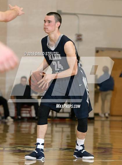 Thumbnail 3 in Marin Catholic vs. Eliot Christian (Fr. Barry Christmas Classic) photogallery.