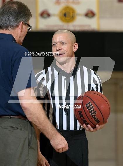 Thumbnail 3 in Marin Catholic vs. Eliot Christian (Fr. Barry Christmas Classic) photogallery.