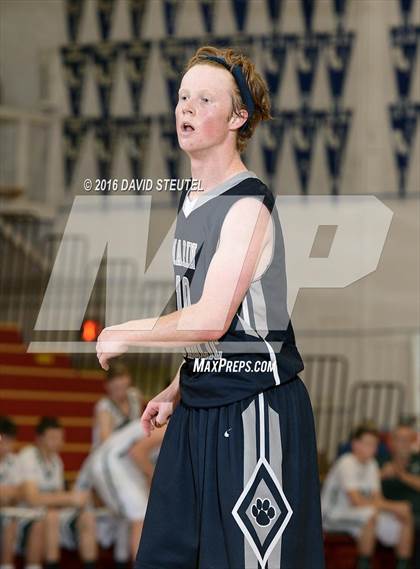 Thumbnail 2 in Marin Catholic vs. Eliot Christian (Fr. Barry Christmas Classic) photogallery.