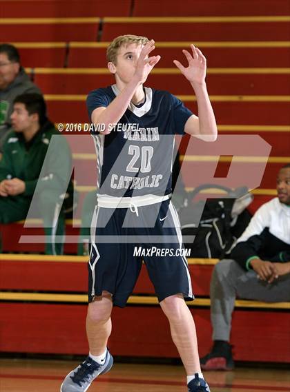 Thumbnail 1 in Marin Catholic vs. Eliot Christian (Fr. Barry Christmas Classic) photogallery.