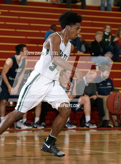 Thumbnail 3 in Marin Catholic vs. Eliot Christian (Fr. Barry Christmas Classic) photogallery.