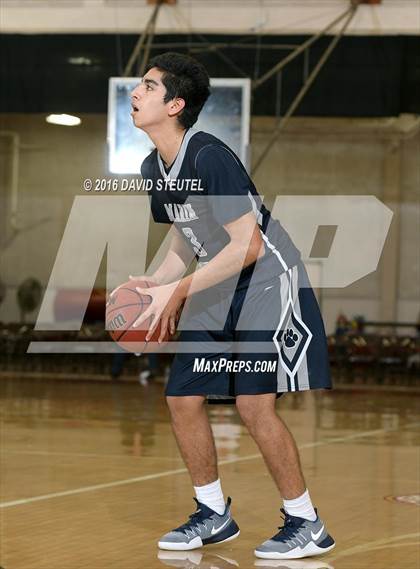 Thumbnail 1 in Marin Catholic vs. Eliot Christian (Fr. Barry Christmas Classic) photogallery.