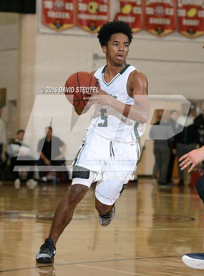 Thumbnail 2 in Marin Catholic vs. Eliot Christian (Fr. Barry Christmas Classic) photogallery.
