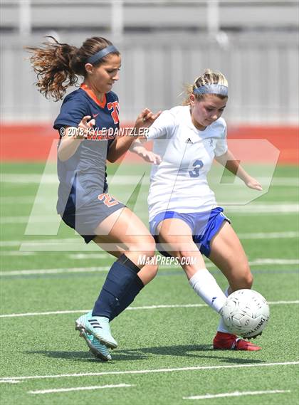 Thumbnail 3 in Wakeland [Justin] vs Joshua (UIL 5A Region 2 Semifinal) photogallery.