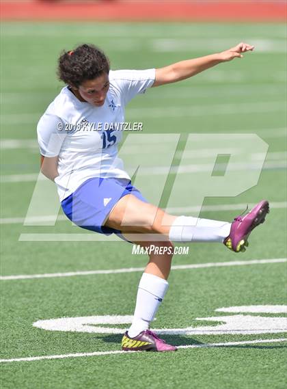 Thumbnail 3 in Wakeland [Justin] vs Joshua (UIL 5A Region 2 Semifinal) photogallery.