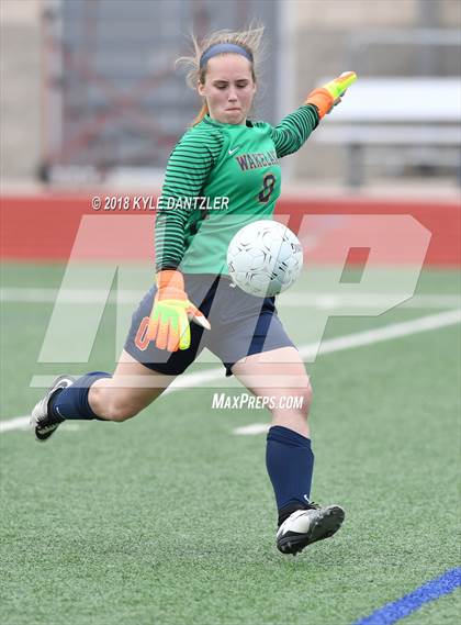 Thumbnail 3 in Wakeland [Justin] vs Joshua (UIL 5A Region 2 Semifinal) photogallery.