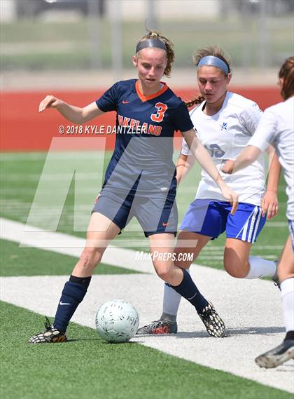 Thumbnail 2 in Wakeland [Justin] vs Joshua (UIL 5A Region 2 Semifinal) photogallery.