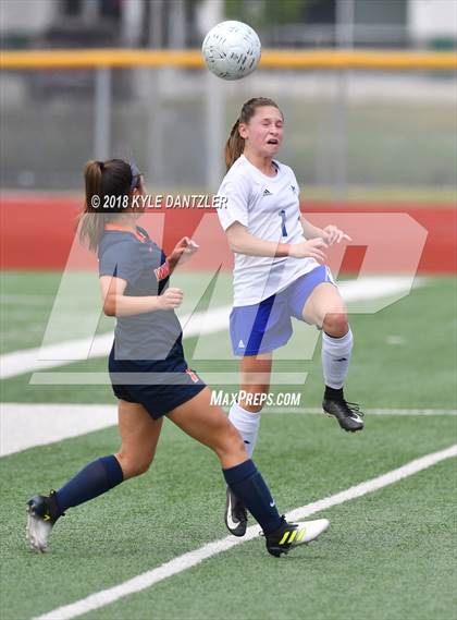 Thumbnail 1 in Wakeland [Justin] vs Joshua (UIL 5A Region 2 Semifinal) photogallery.