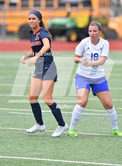 Thumbnail 3 in Wakeland [Justin] vs Joshua (UIL 5A Region 2 Semifinal) photogallery.