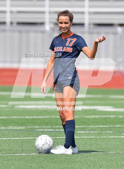 Thumbnail 3 in Wakeland [Justin] vs Joshua (UIL 5A Region 2 Semifinal) photogallery.