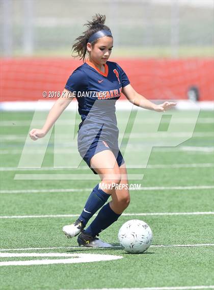 Thumbnail 3 in Wakeland [Justin] vs Joshua (UIL 5A Region 2 Semifinal) photogallery.