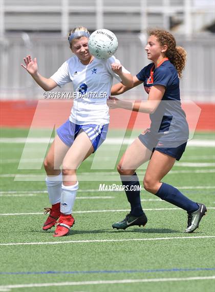Thumbnail 2 in Wakeland [Justin] vs Joshua (UIL 5A Region 2 Semifinal) photogallery.