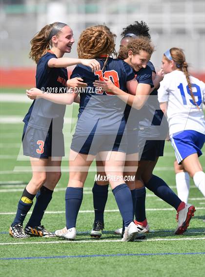 Thumbnail 2 in Wakeland [Justin] vs Joshua (UIL 5A Region 2 Semifinal) photogallery.
