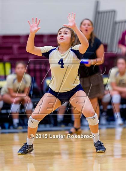 Thumbnail 1 in O'Connor vs. Reagan photogallery.