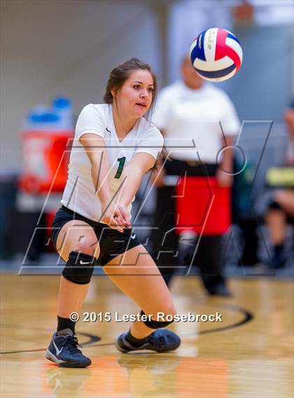 Thumbnail 3 in O'Connor vs. Reagan photogallery.