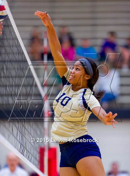 Thumbnail 3 in O'Connor vs. Reagan photogallery.