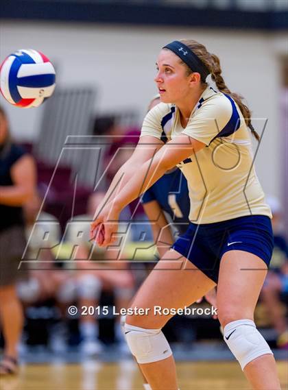 Thumbnail 3 in O'Connor vs. Reagan photogallery.