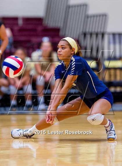 Thumbnail 3 in O'Connor vs. Reagan photogallery.