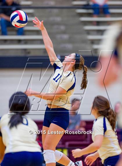 Thumbnail 3 in O'Connor vs. Reagan photogallery.