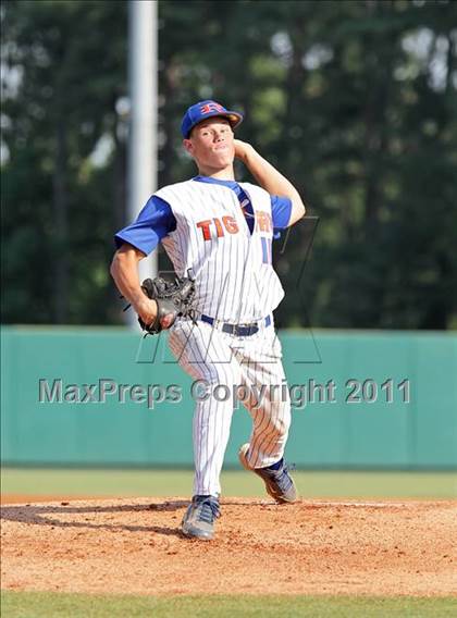 Thumbnail 1 in Randleman vs. East Rutherford (NCHSAA 2A Final - Game 3) photogallery.