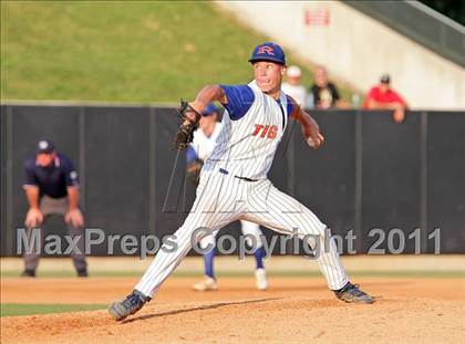 Thumbnail 2 in Randleman vs. East Rutherford (NCHSAA 2A Final - Game 3) photogallery.