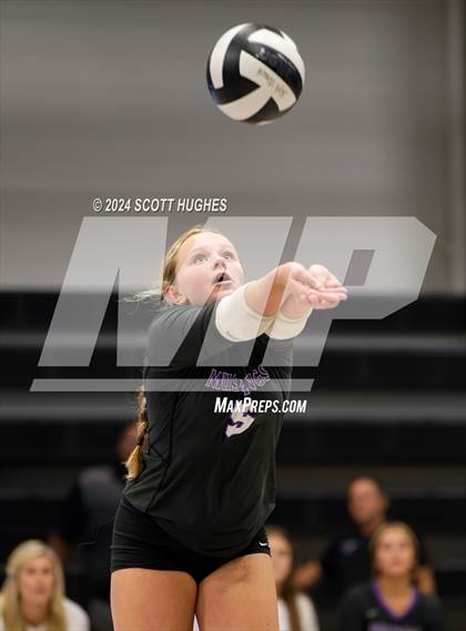 Thumbnail 3 in Valor College Prep @ Lipscomb Academy photogallery.