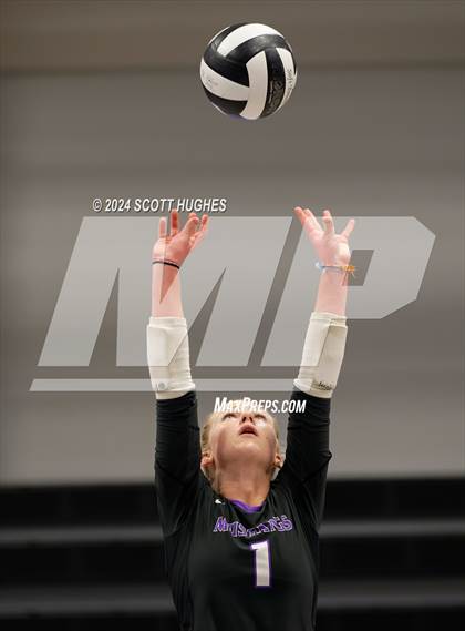 Thumbnail 2 in Valor College Prep @ Lipscomb Academy photogallery.