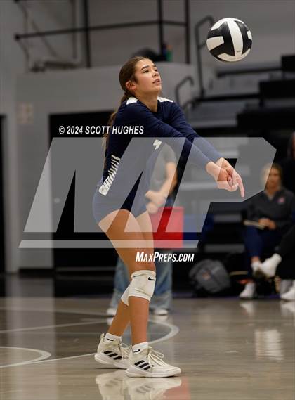 Thumbnail 3 in Valor College Prep @ Lipscomb Academy photogallery.