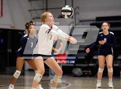 Thumbnail 1 in Valor College Prep @ Lipscomb Academy photogallery.