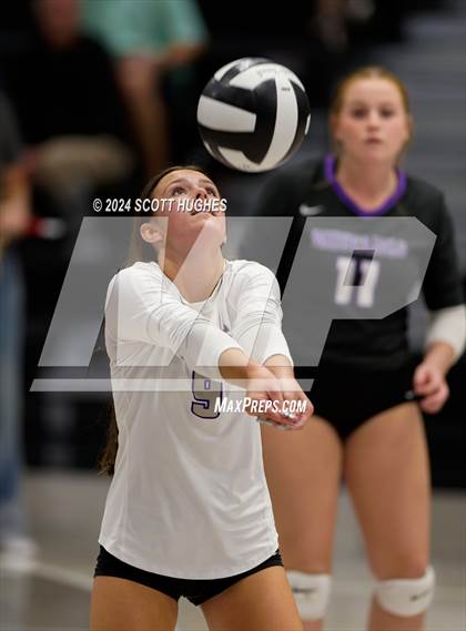 Thumbnail 2 in Valor College Prep @ Lipscomb Academy photogallery.