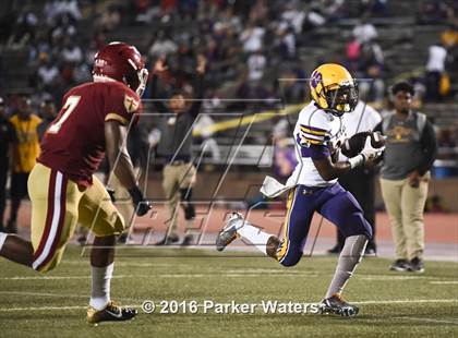 Thumbnail 3 in Edna Karr @ Brother Martin photogallery.