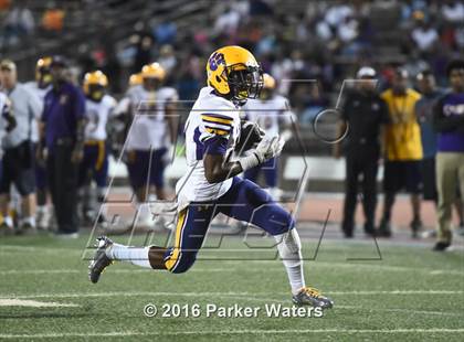 Thumbnail 1 in Edna Karr @ Brother Martin photogallery.