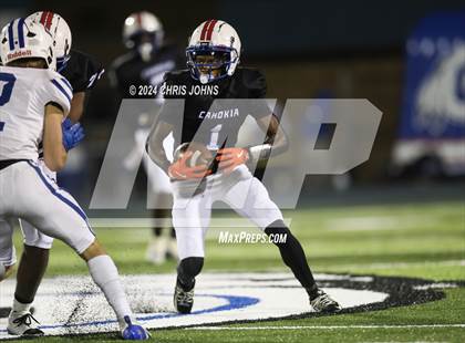 Thumbnail 1 in Columbia @ Cahokia (IHSA 4A first round) photogallery.