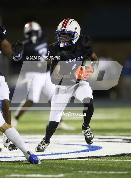 Thumbnail 3 in Columbia @ Cahokia (IHSA 4A first round) photogallery.