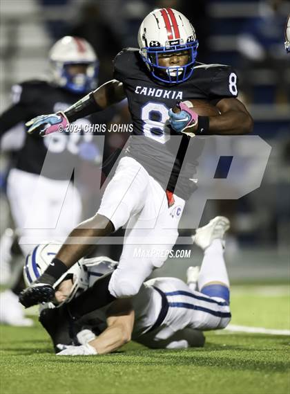 Thumbnail 1 in Columbia @ Cahokia (IHSA 4A first round) photogallery.