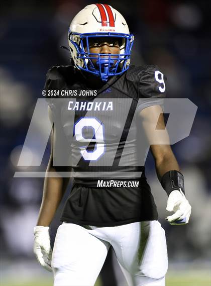 Thumbnail 2 in Columbia @ Cahokia (IHSA 4A first round) photogallery.
