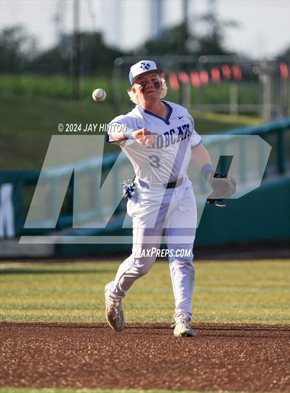 Thumbnail 2 in Krum @ Stephenville (UIL Baseball 4A Region 1 Regional Quarterfinal - Game 1) photogallery.