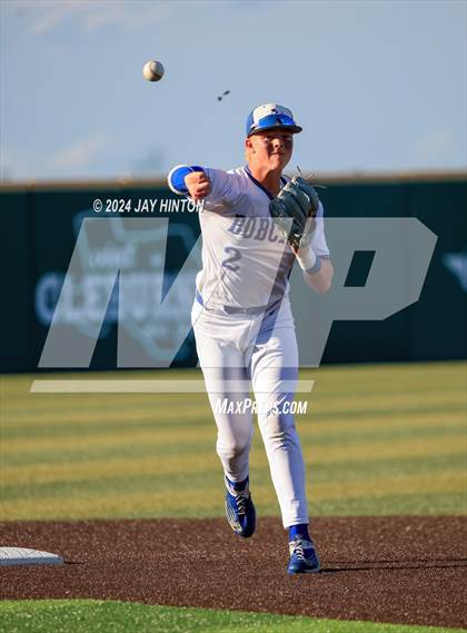 Thumbnail 2 in Krum @ Stephenville (UIL Baseball 4A Region 1 Regional Quarterfinal - Game 1) photogallery.