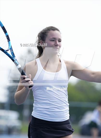 Thumbnail 1 in Notre Dame Prep @ Utica Eisenhower photogallery.